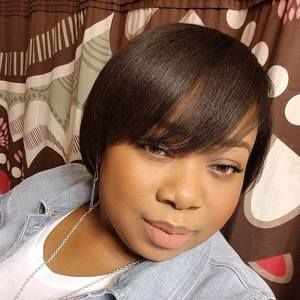 Meet your Posher, Chiemere